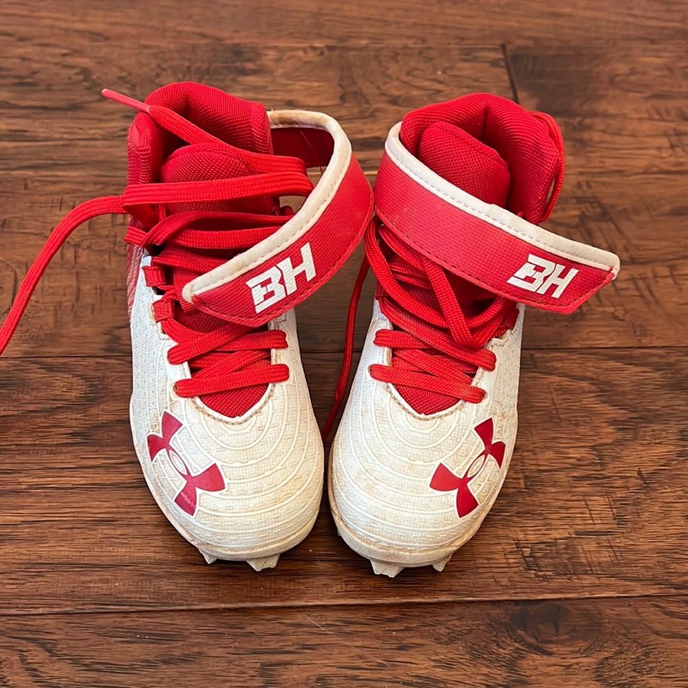 Under Armor Baseball Cleats